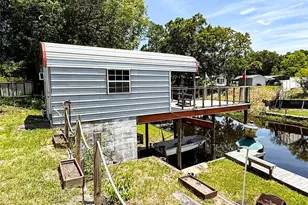 104 Waterway Ave, Satsuma, FL 32189 - Photo 6