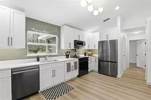 19518 NW 78th Ave, Alachua, FL 32615 - Photo 10