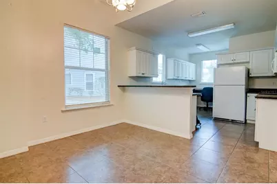 1563 NW 29th Road #108, Gainesville, FL 32605 - Photo 6