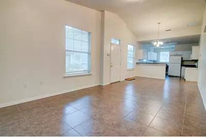 1563 NW 29th Road #108, Gainesville, FL 32605 - Photo 4