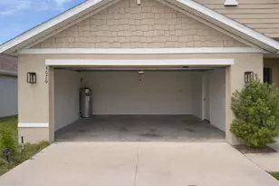 4676 Sigcom Pl, Wildwood, FL 34785 - Photo 14
