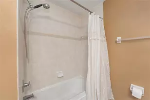 4215 SW 31st Dr, Gainesville, FL 32608 - Photo 24