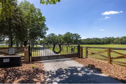 9004 NW 226th Street, Alachua, FL 32615 - Photo 2
