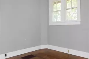 541 NE 11th St, Gainesville, FL 32601 - Photo 6