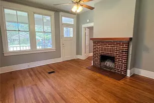 541 NE 11th St, Gainesville, FL 32601 - Photo 4