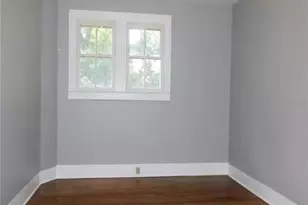 541 NE 11th St, Gainesville, FL 32601 - Photo 8