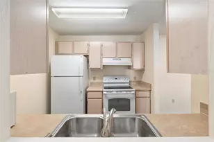2360 SW Archer Rd, Gainesville, FL 32608 - Photo 20