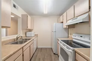 2360 SW Archer Rd, Gainesville, FL 32608 - Photo 16