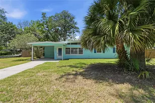 1702 NW 38th Dr, Gainesville, FL 32605 - Photo 4