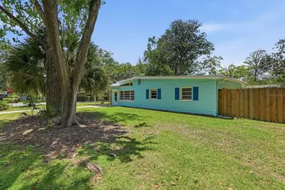 1702 NW 38th Drive, Gainesville, FL 32605 - Photo 2