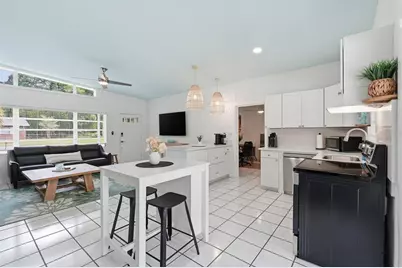 1702 NW 38th Drive, Gainesville, FL 32605 - Photo 16