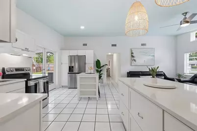 1702 NW 38th Drive, Gainesville, FL 32605 - Photo 12