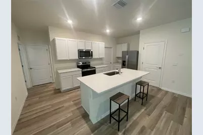 4905 SW 51st Road, Gainesville, FL 32608 - Photo 4