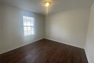 3757 NW 27th St, Gainesville, FL 32605 - Photo 8