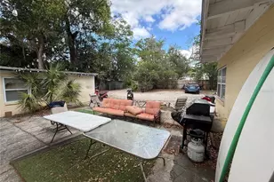 609 NW 19th St, Gainesville, FL 32603 - Photo 12