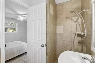 3921 SE 14th Terrace, Gainesville, FL 32641 - Photo 20