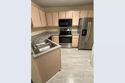 3705 SW 27th Street #422, Gainesville, FL 32608 - Photo 6