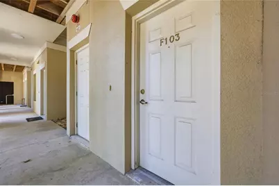 9172 SW 52nd Road #103, Gainesville, FL 32608 - Photo 4