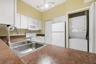 9172 SW 52nd Rd, Gainesville, FL 32608 - Photo 8