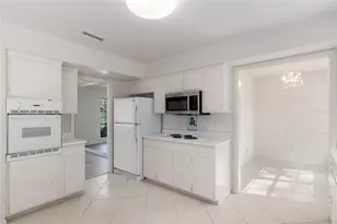 1410 NW 28 St, Gainesville, FL 32605 - Photo 12