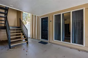 507 NW 39th Rd, Gainesville, FL 32607 - Photo 2