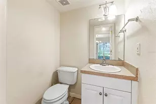 501 SW 75th St, Gainesville, FL 32607 - Photo 12