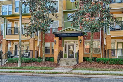 1185 SW 9th Road #105, Gainesville, FL 32601 - Photo 2