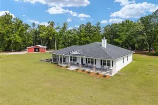 3725 172nd St, Wellborn, FL 32094 - Photo 10