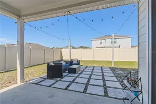2114 NW 246th Ter, Newberry, FL 32669 - Photo 28