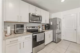 2114 NW 246th Ter, Newberry, FL 32669 - Photo 8