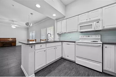 5141 SW 91st Way #I-102, Gainesville, FL 32608 - Photo 4