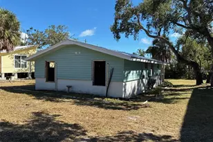 1170 Whiddon Ave, Cedar Key, FL 32625 - Photo 6