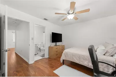 2735 SW 35th Place #903, Gainesville, FL 32608 - Photo 10