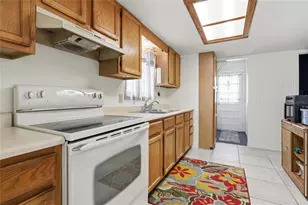 9270 SE 157th Pl, Summerfield, FL 34491 - Photo 10