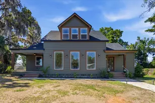 490 NW Madison St, Lake City, FL 32055 - Photo 2