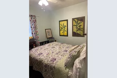 1231 NE 9th Street W, Gainesville, FL 32601 - Photo 12