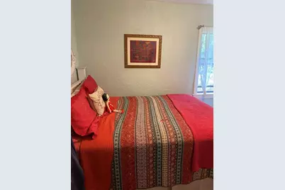 1231 NE 9th Street W, Gainesville, FL 32601 - Photo 8
