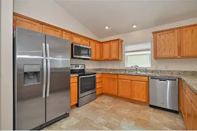 9188 SE 166th Sprung Lane, The Villages, FL 32162 - Photo 8