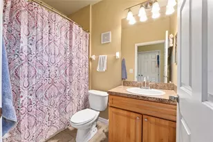 1257 SW 9th Rd, Gainesville, FL 32601 - Photo 18