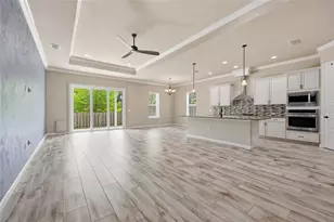 1061 NW 134th Dr, Newberry, FL 32669 - Photo 10