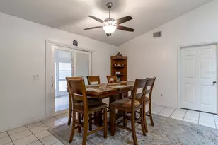 300 SW Brighton Ct, Fort White, FL 32038 - Photo 10