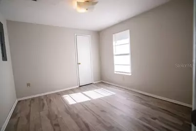 1424 NE 1st Avenue, Gainesville, FL 32641 - Photo 16