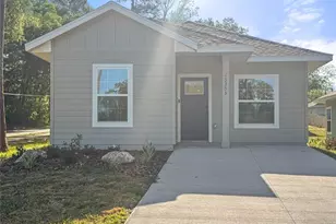 15353 NW 135th Terrace, Alachua, FL 32615 - Photo 2