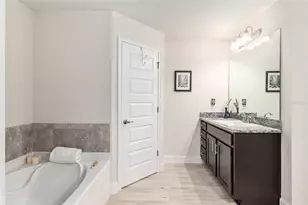 8179 NE 8th Pl, High Springs, FL 32643 - Photo 32
