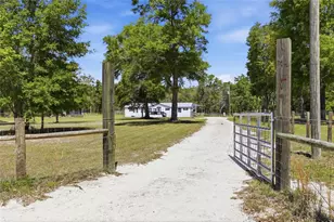 847 SW Applewood Glen, Fort White, FL 32038 - Photo 6