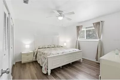 2245 NW 37th Place, Gainesville, FL 32605 - Photo 12