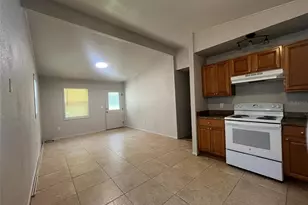 13711 NW 158th Pl, Alachua, FL 32615 - Photo 2