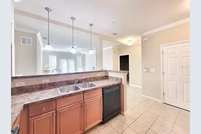 1185 SW 9th Road #306, Gainesville, FL 32601 - Photo 8