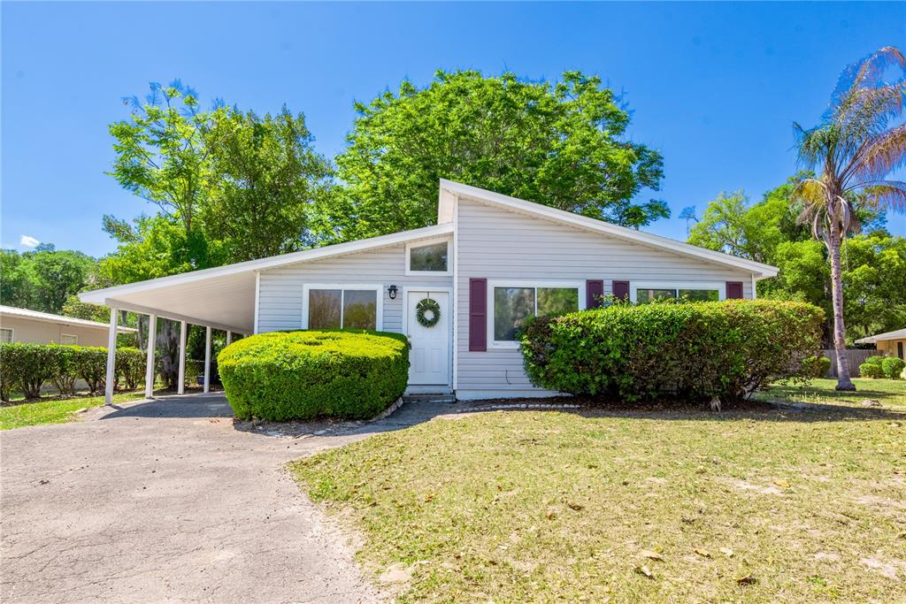 950 S Lawrence Blvd - 950 S Lawrence Blvd, Keystone Heights, FL 32656 Luxury Property | Jose Angel Pina