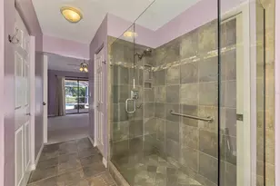 7805 38th Ct E, Sarasota, FL 34243 - Photo 32